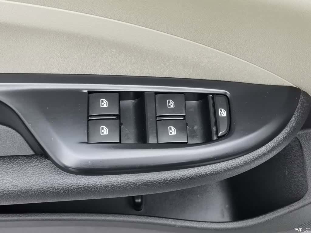 Buick V, 2018 9