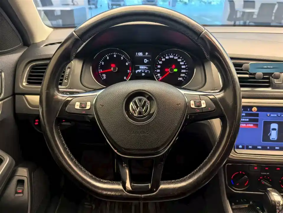 Volkswagen Lavida