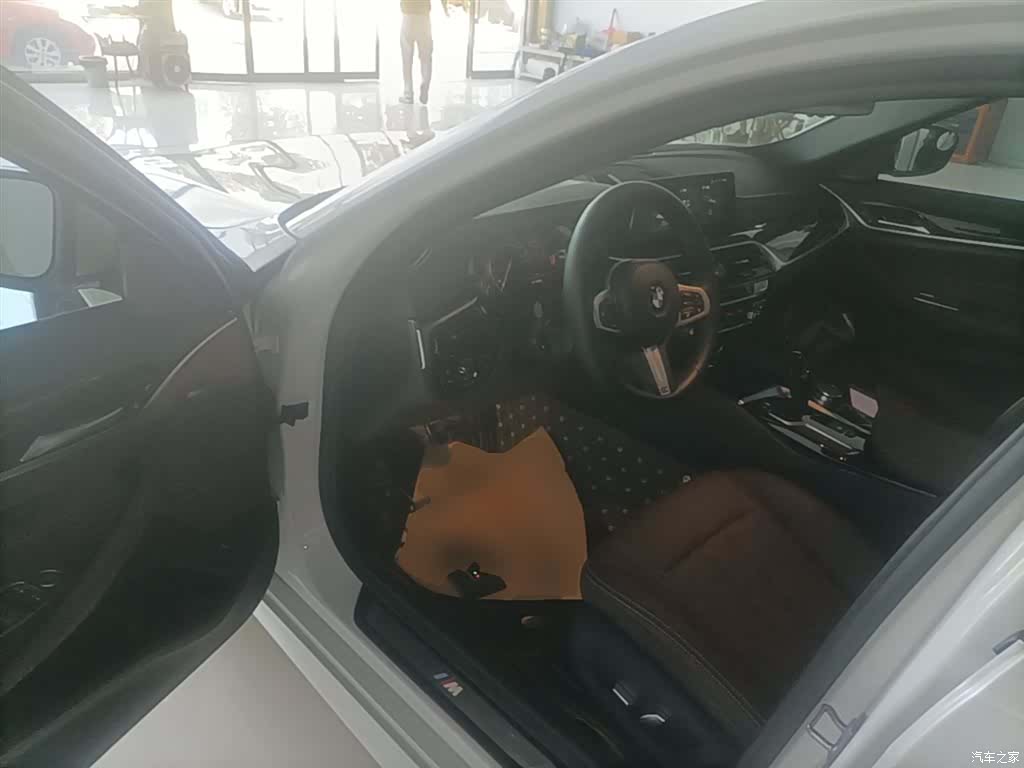 BMW 5 Series, 2018 16