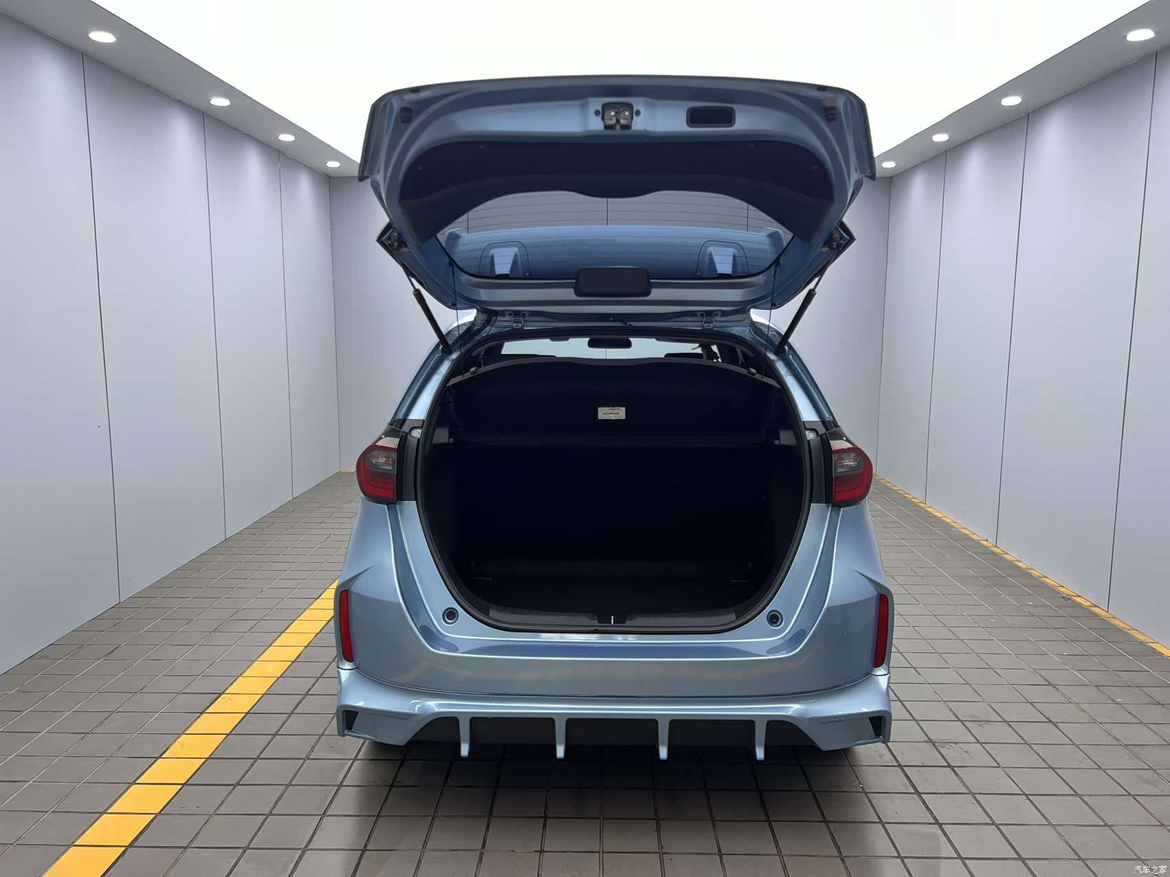 Honda Fit, 2023 18