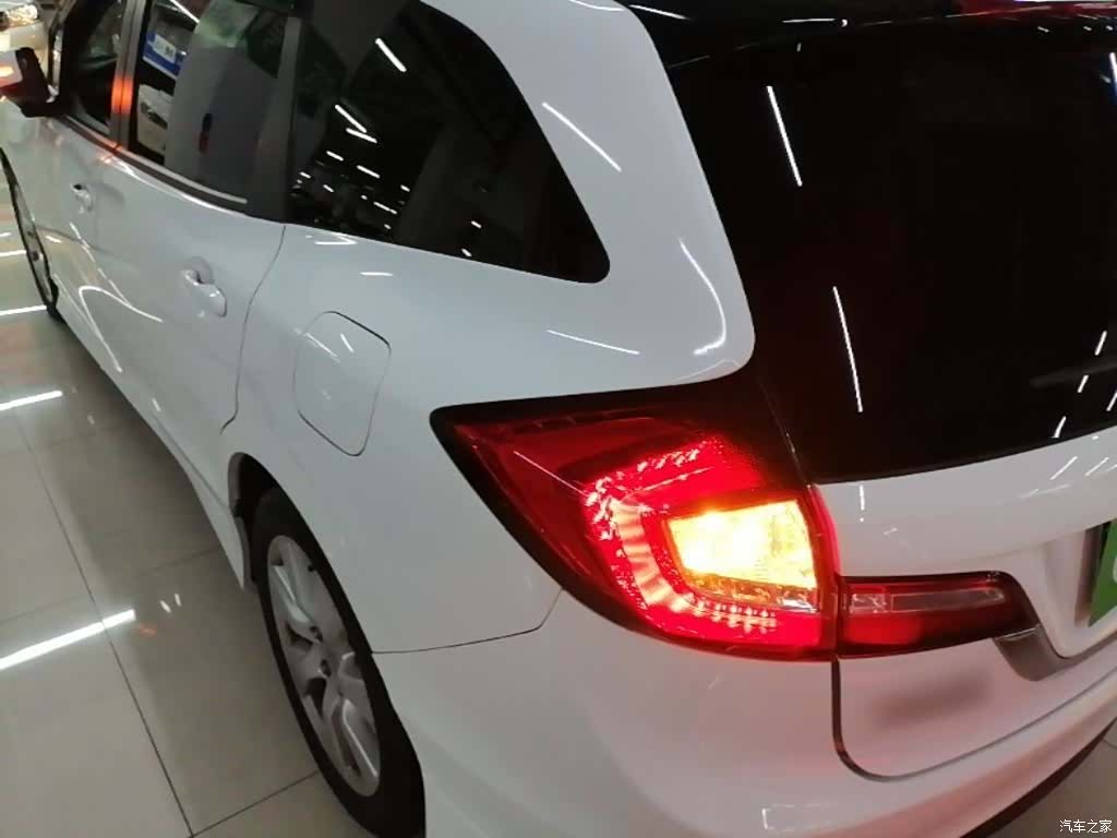 Honda Jade, 2015 все фото