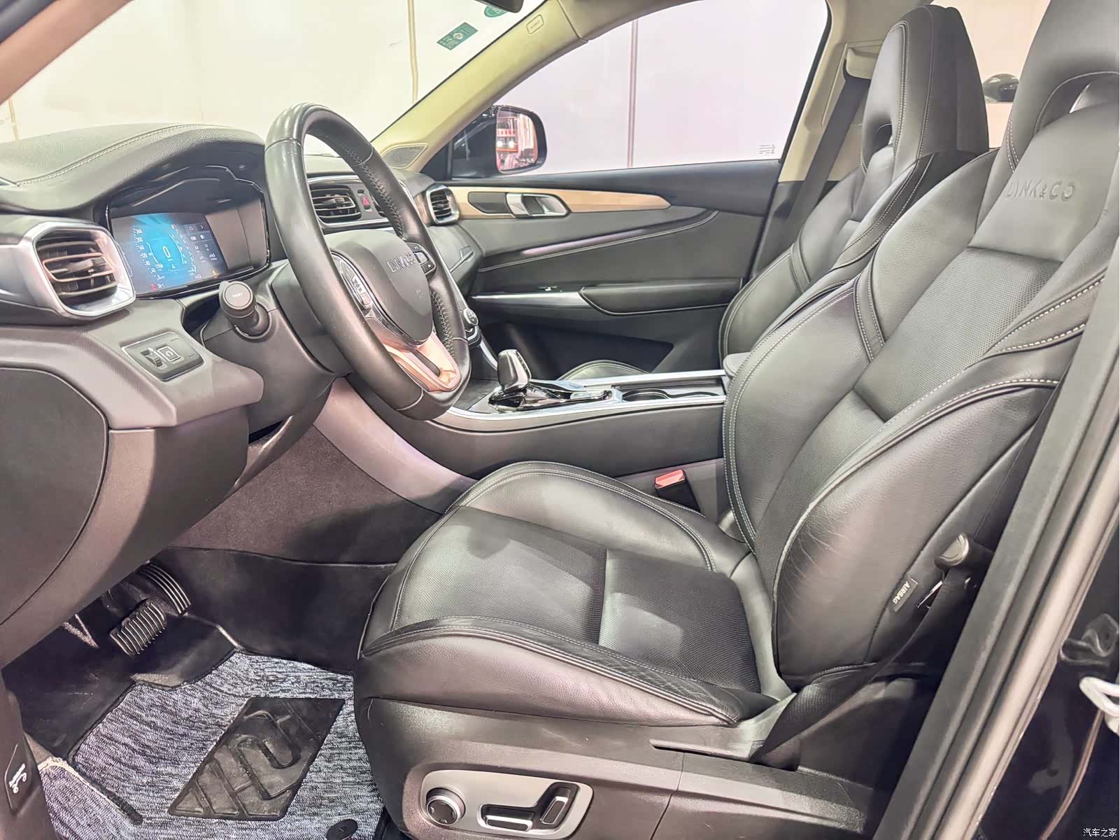 Lynk & Co 01, 2018 9