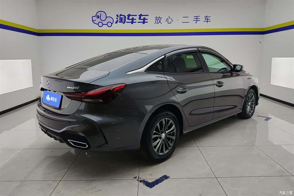 MG MG5, 2025 3