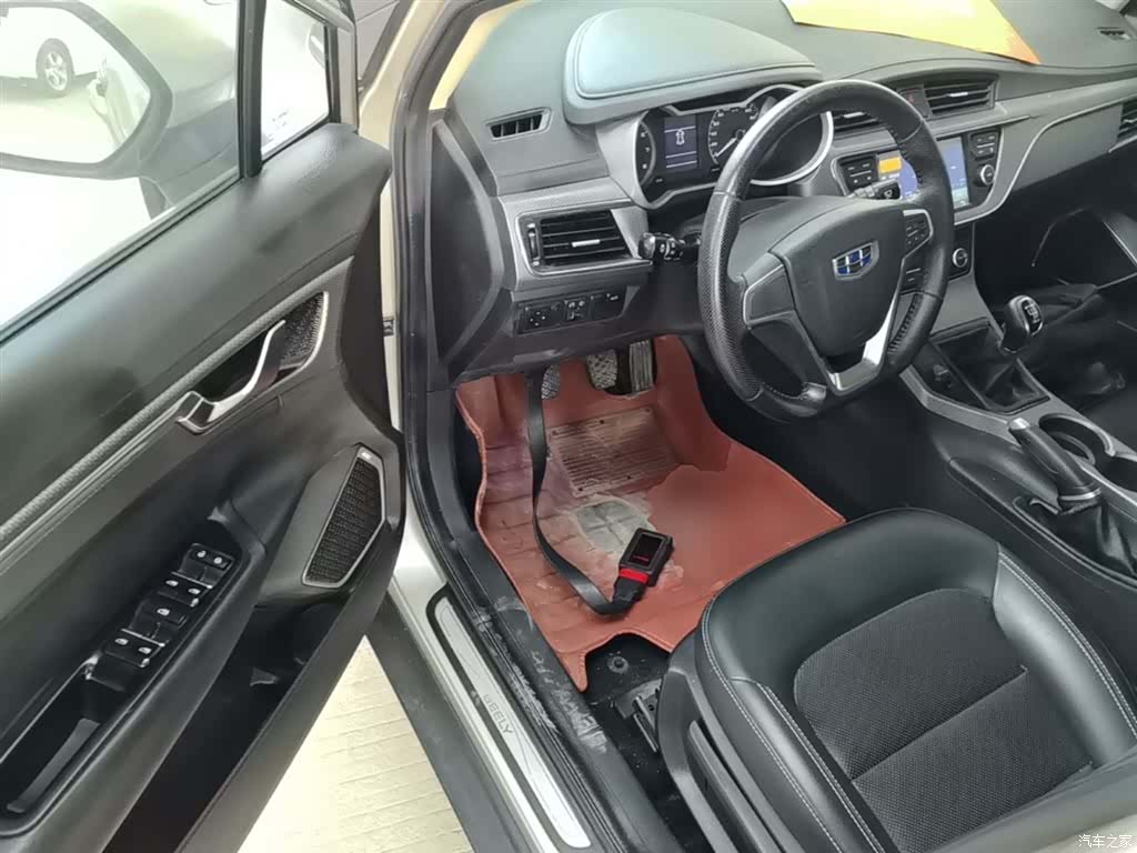 Geely Emgrand, 2017 16