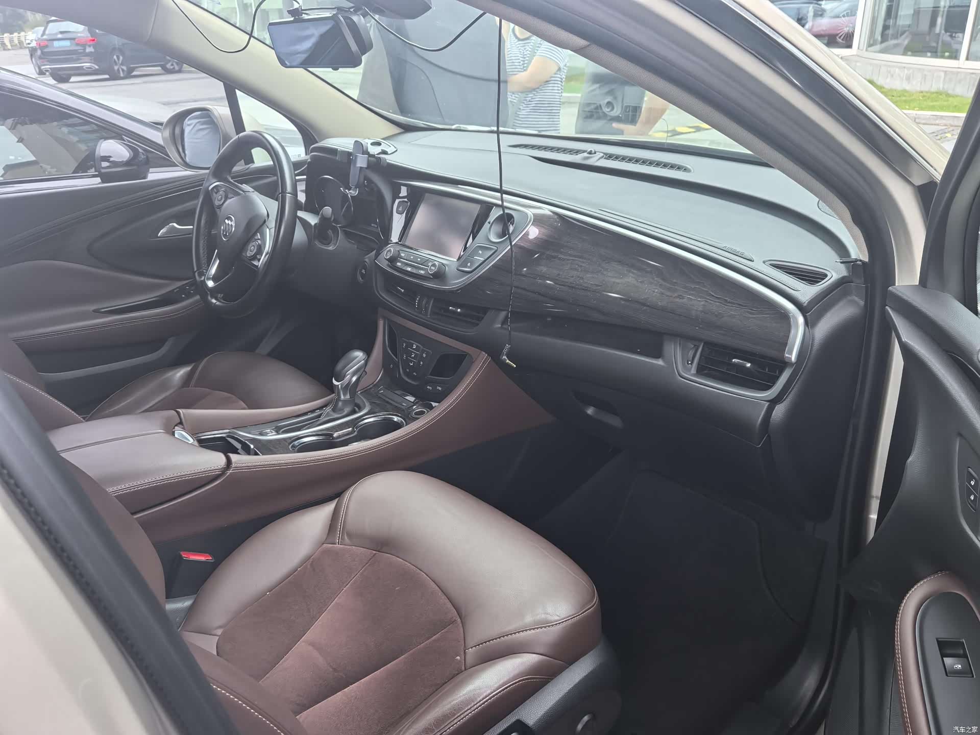 Buick Envision Plus, 2017 11