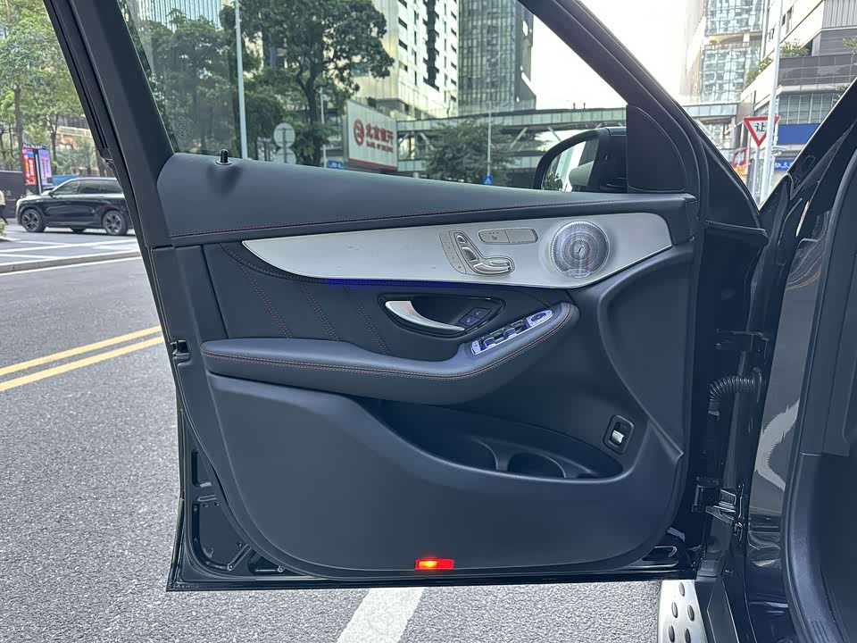 Mercedes-Benz GLC AMG