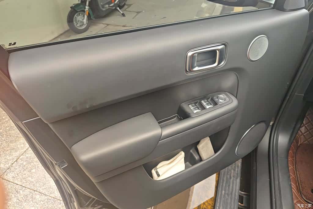Li Auto L9, 2023 7