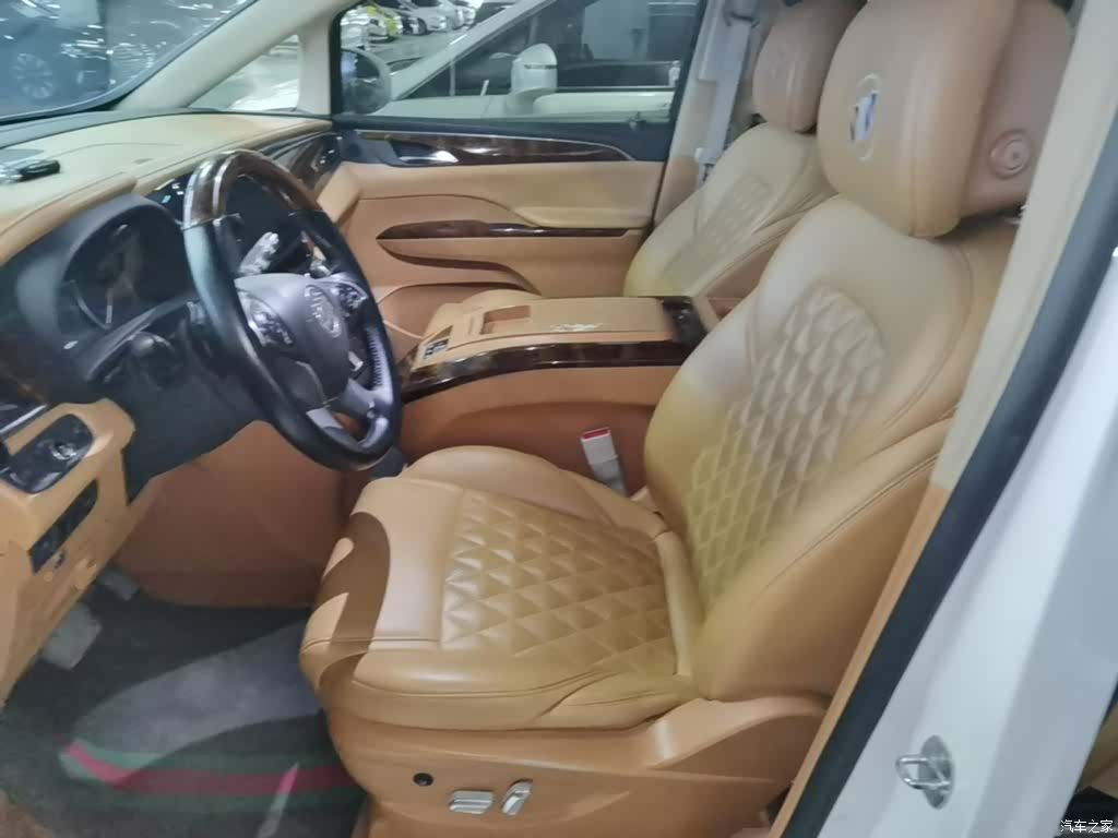 Buick GL8, 2019 15