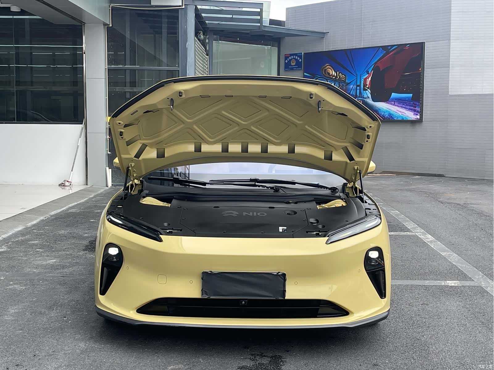 NIO ET5, 2022 15
