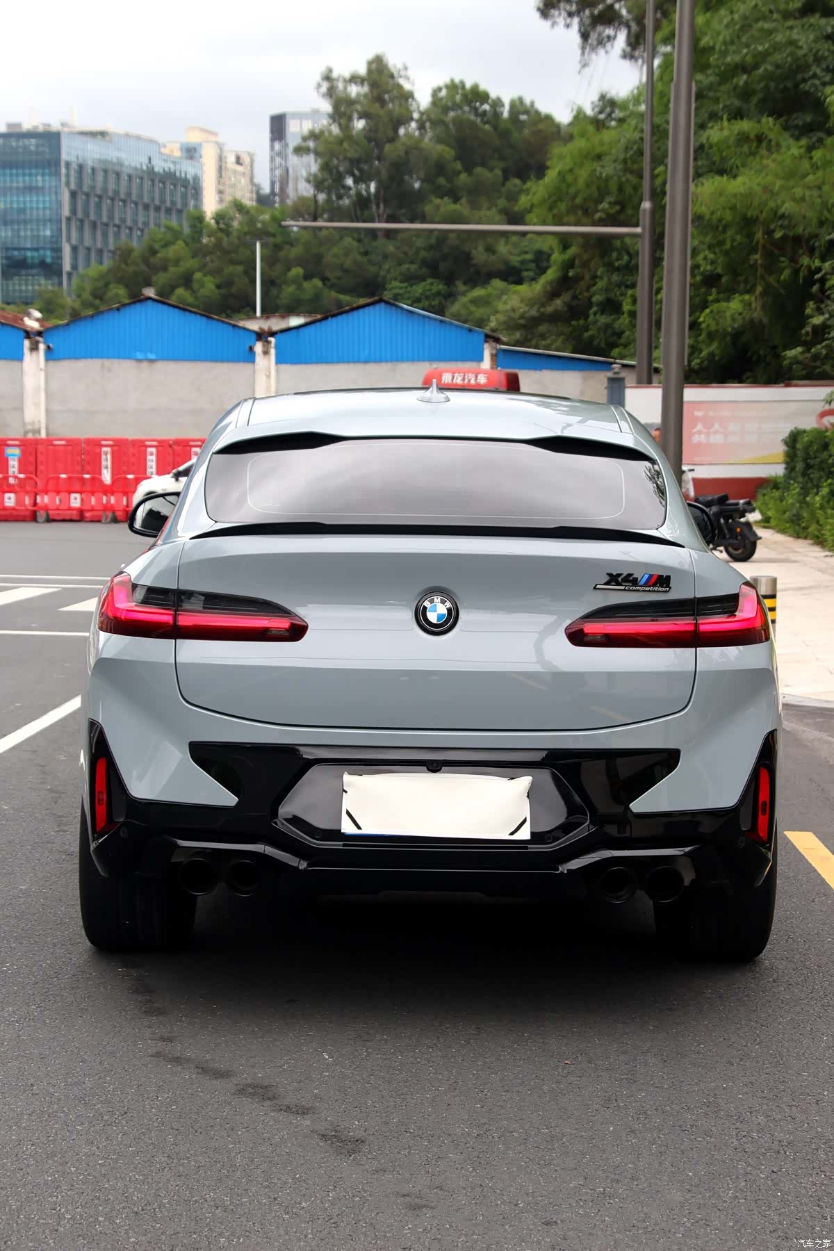 BMW X4, 2025 10