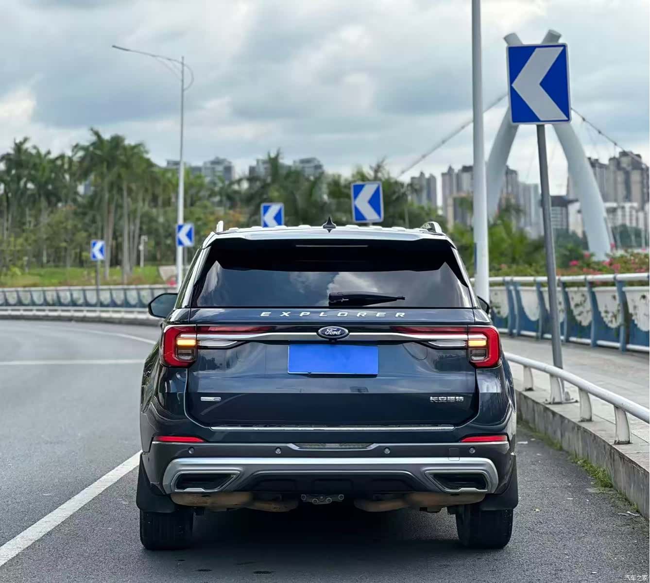 Ford Explorer, 2022 7
