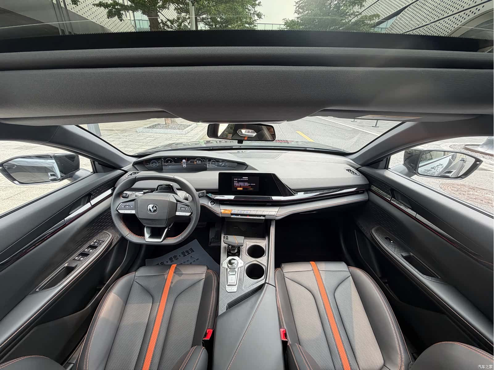 Changan UNI-V, 2025 16