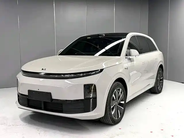 Li Auto L6 2025 — купить из Китая под заказ