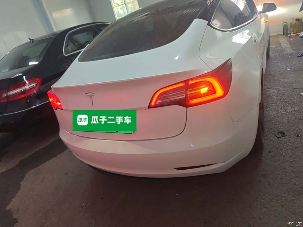 Tesla Model 3, 2020 6