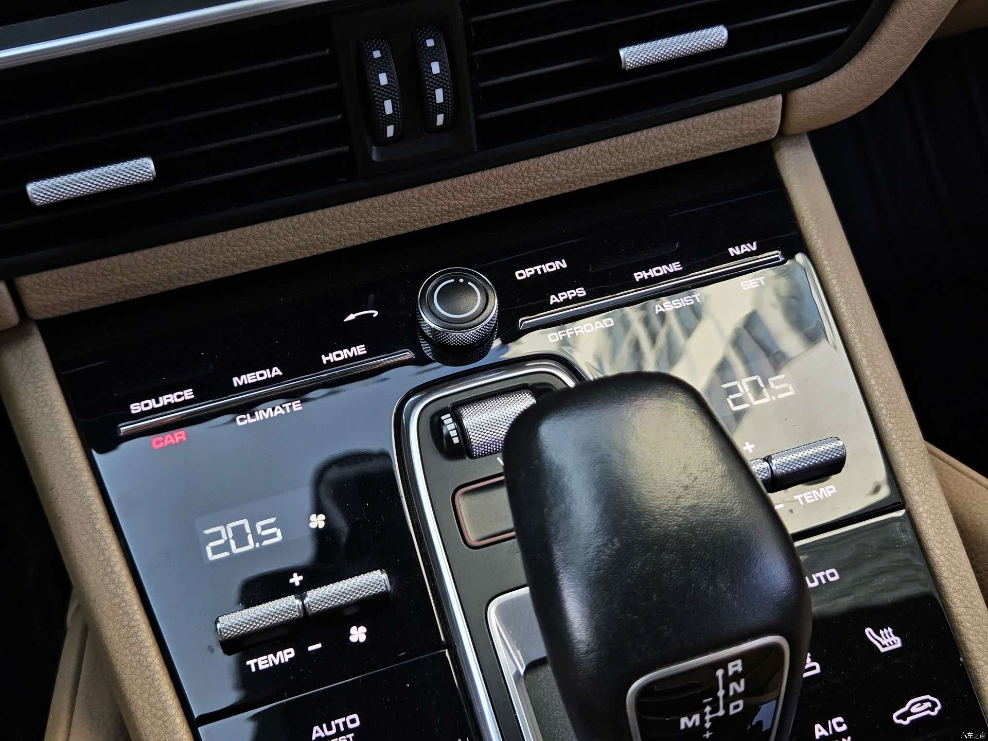 Porsche Cayenne, 2018 11