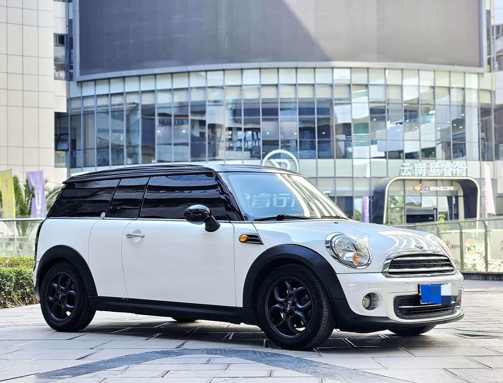 Mini Clubman, 2012 3