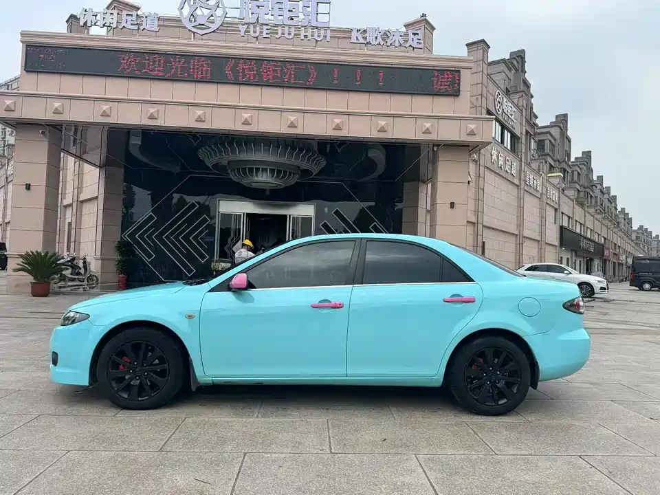 Mazda 6