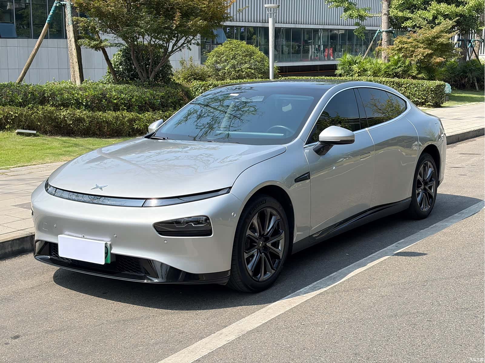 Xpeng P7