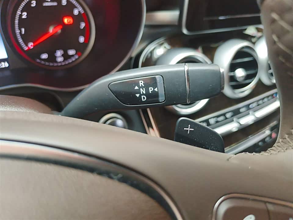 Mercedes-Benz GLC Mercedes-Benz GLC