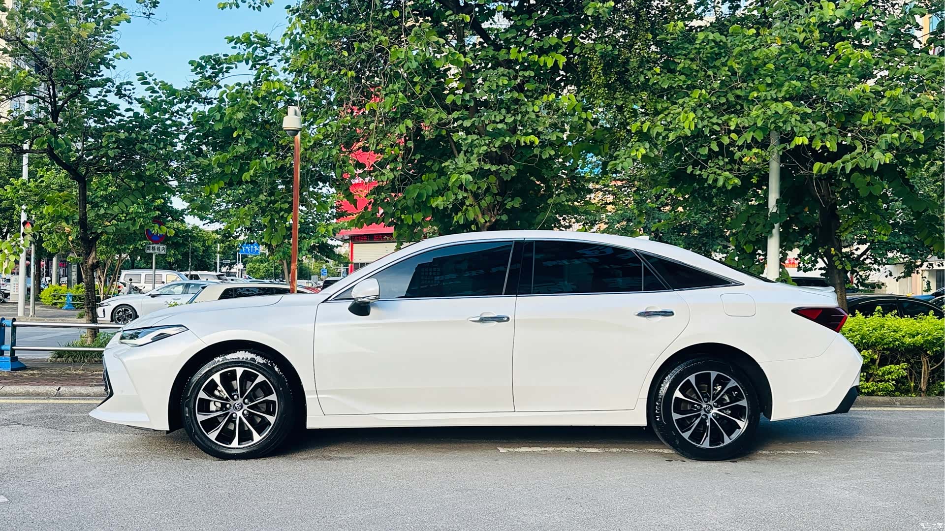 Toyota Avalon, 2023 9