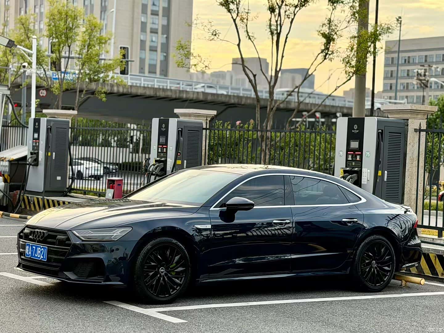 Audi A7L, 2022 1