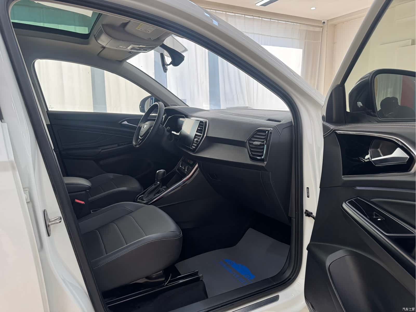 Volkswagen VS7, 2022 10
