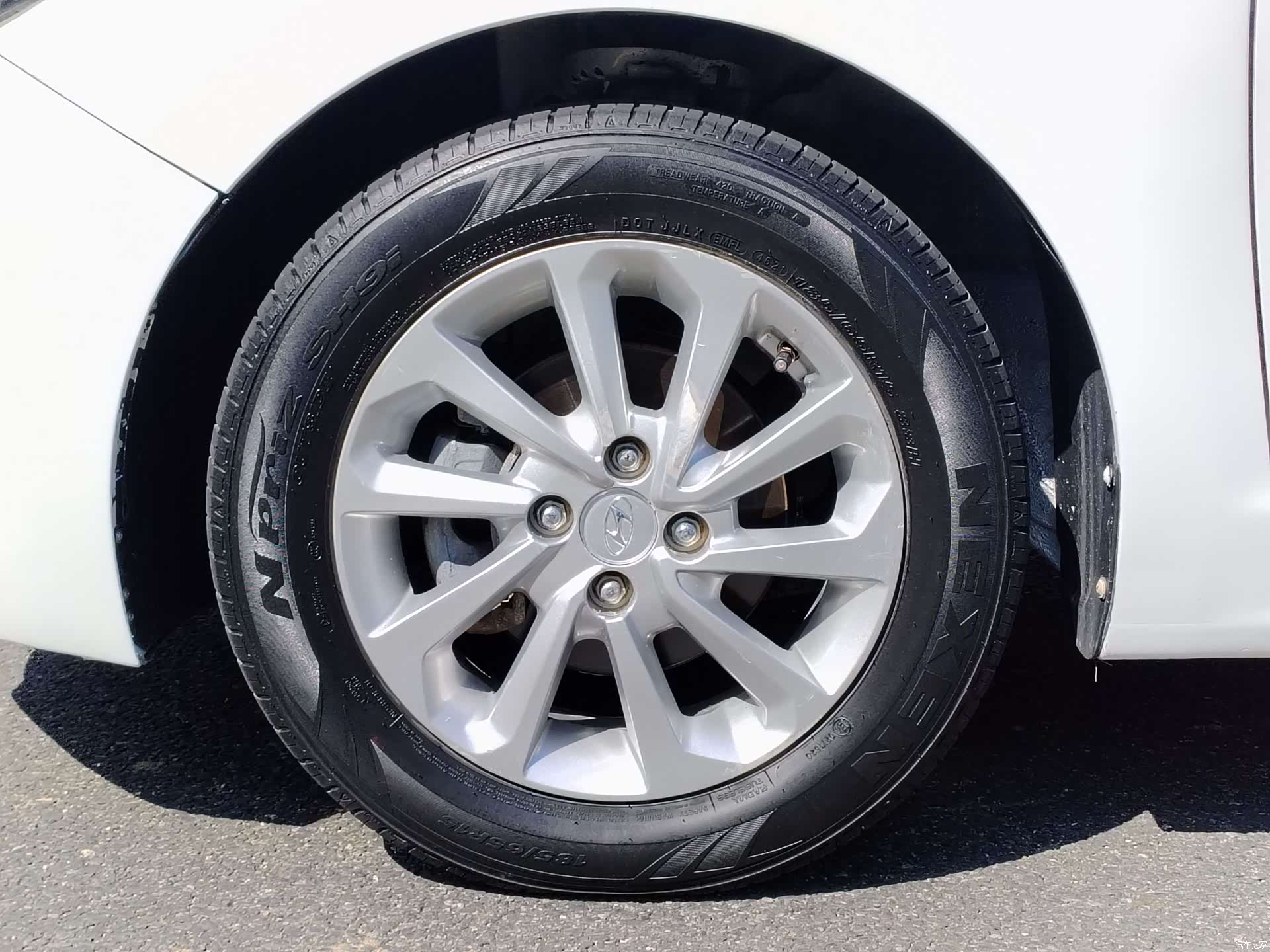 Hyundai GLS, 2017 10