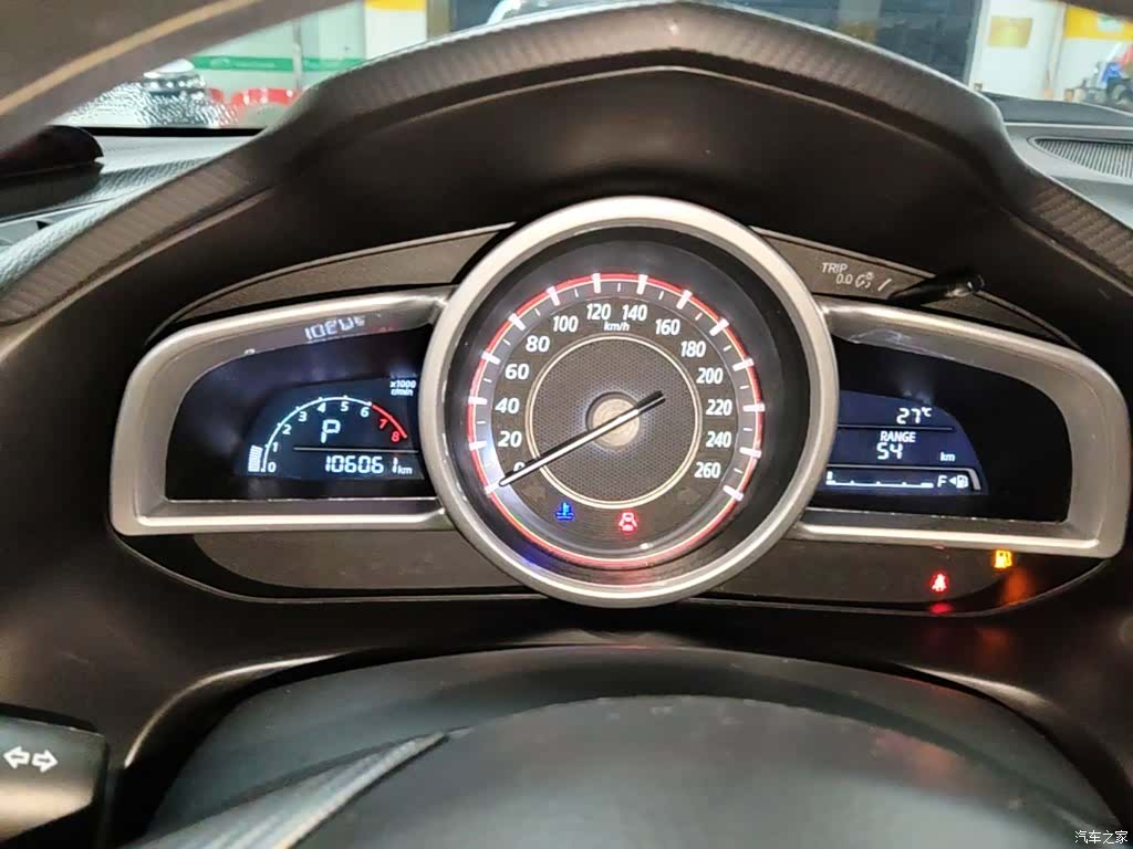 Mazda Mazda3, 2016 12