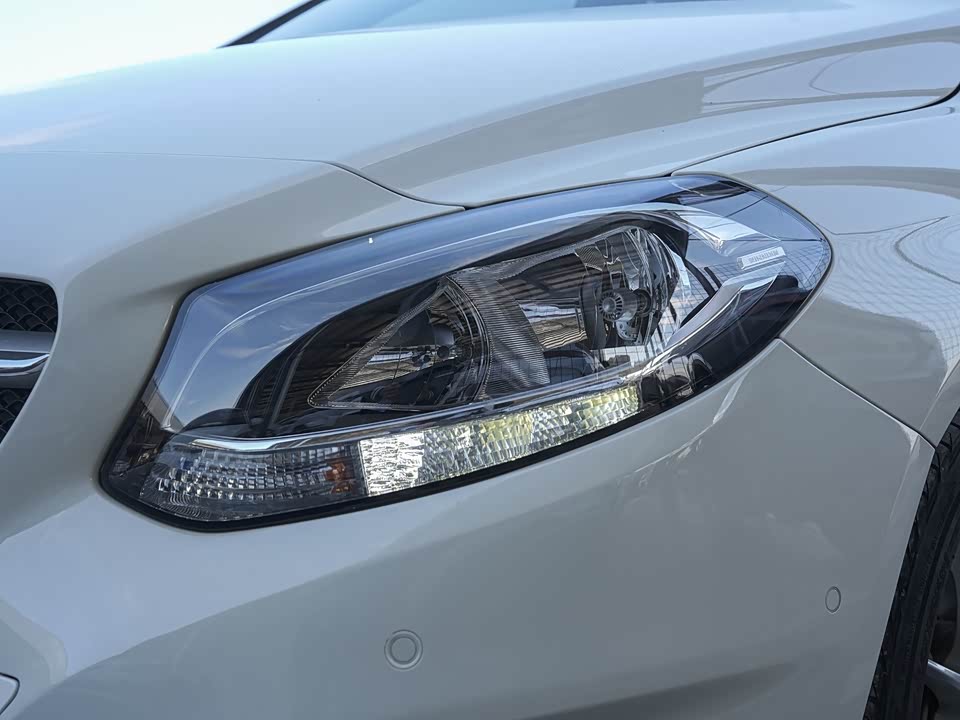 Mercedes-Benz Class B