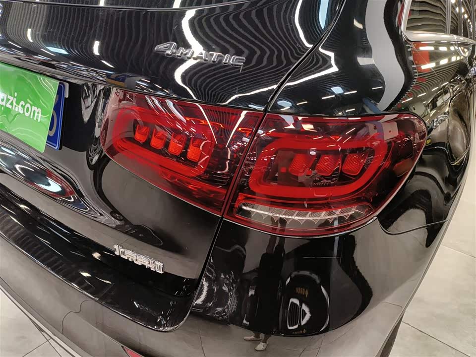 Mercedes-Benz GLC Mercedes-Benz GLC