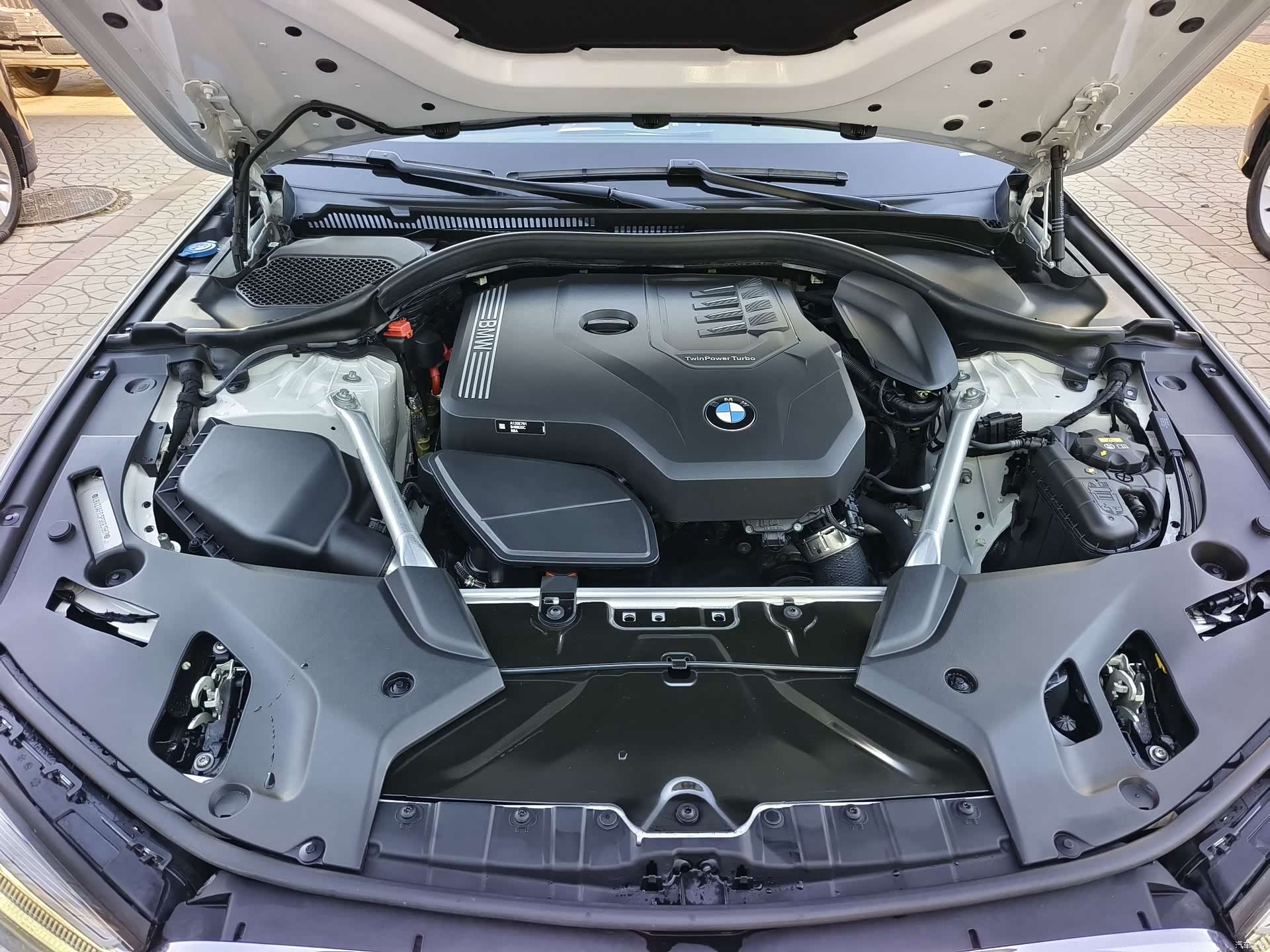 BMW 5 Series, 2023 17