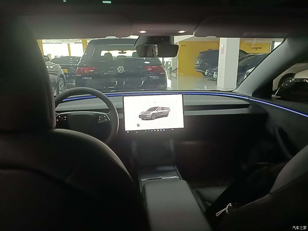 Tesla Model 3, 2024 10