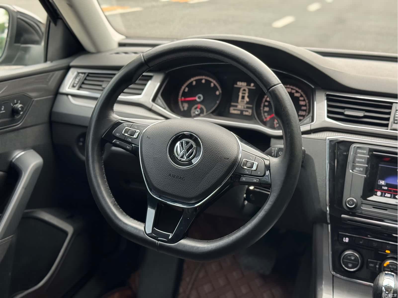 Volkswagen Passat, 2016 11