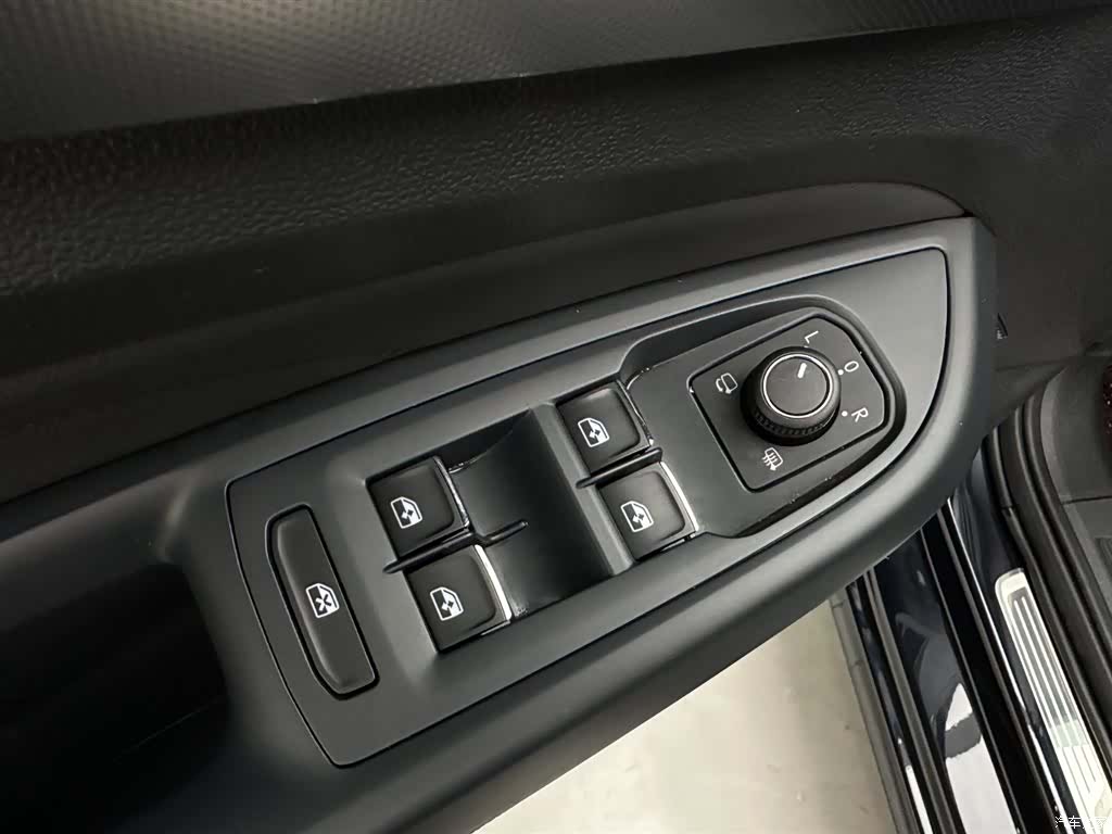 Volkswagen Passat, 2024 26