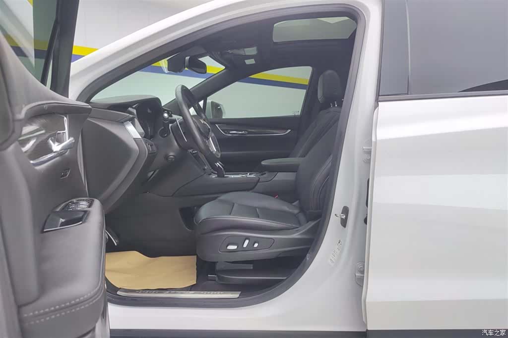 Cadillac XT5, 2022 8