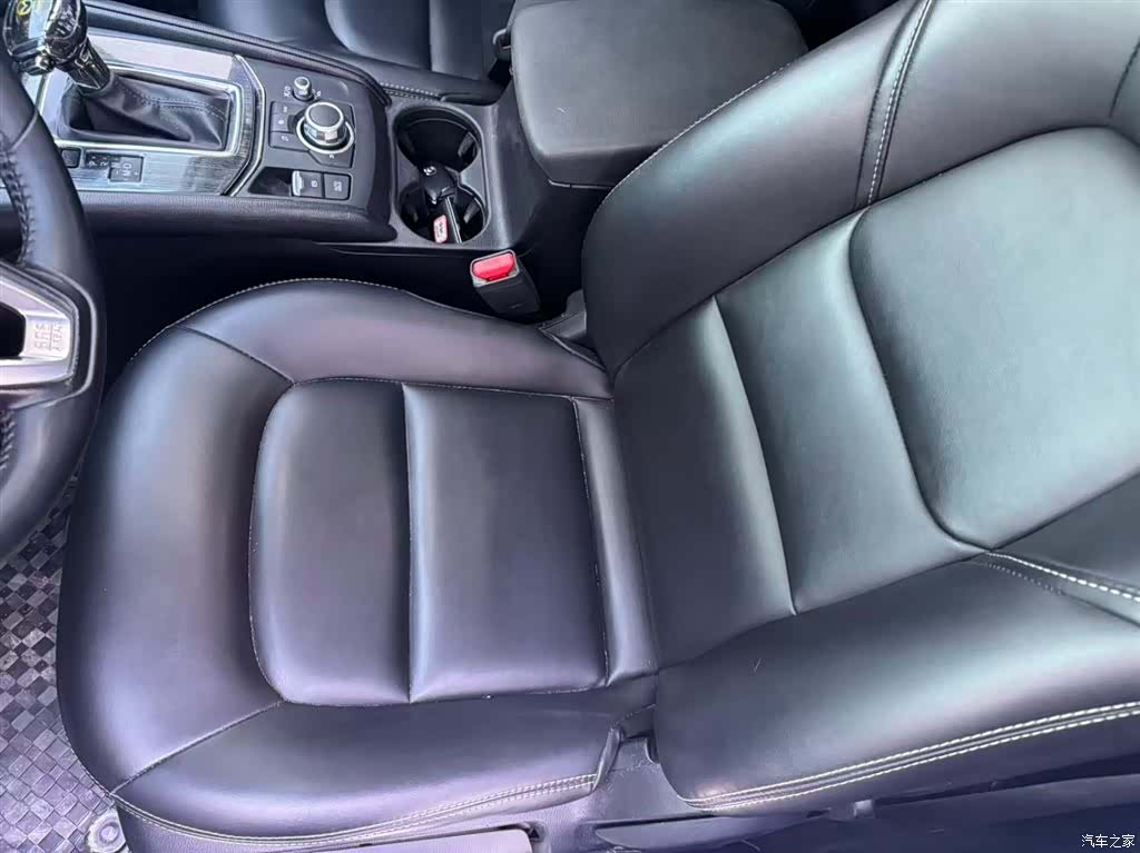 Mazda CX-5, 2023 все фото