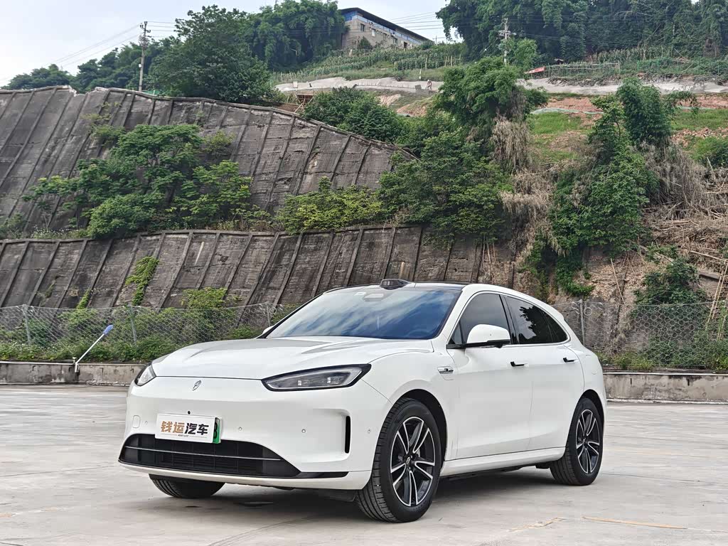 AITO M5