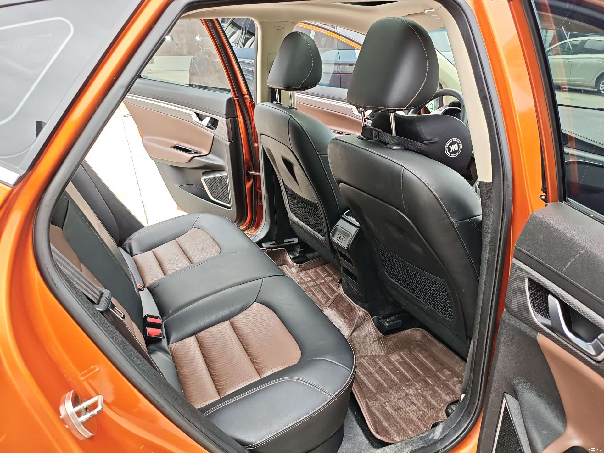 Geely Emgrand, 2016 12