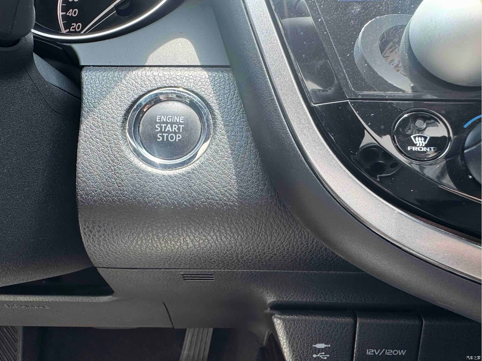 Toyota Camry, 2019 12