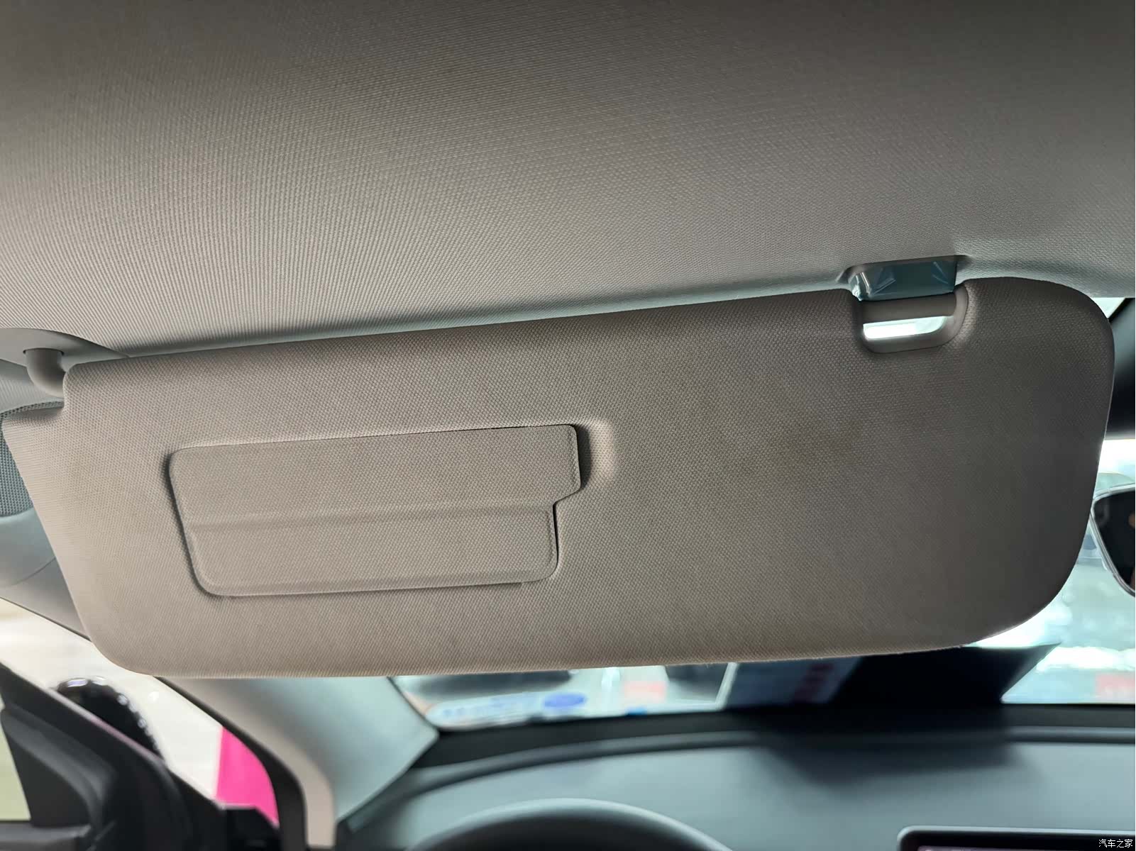 Tesla Model Y, 2023 18