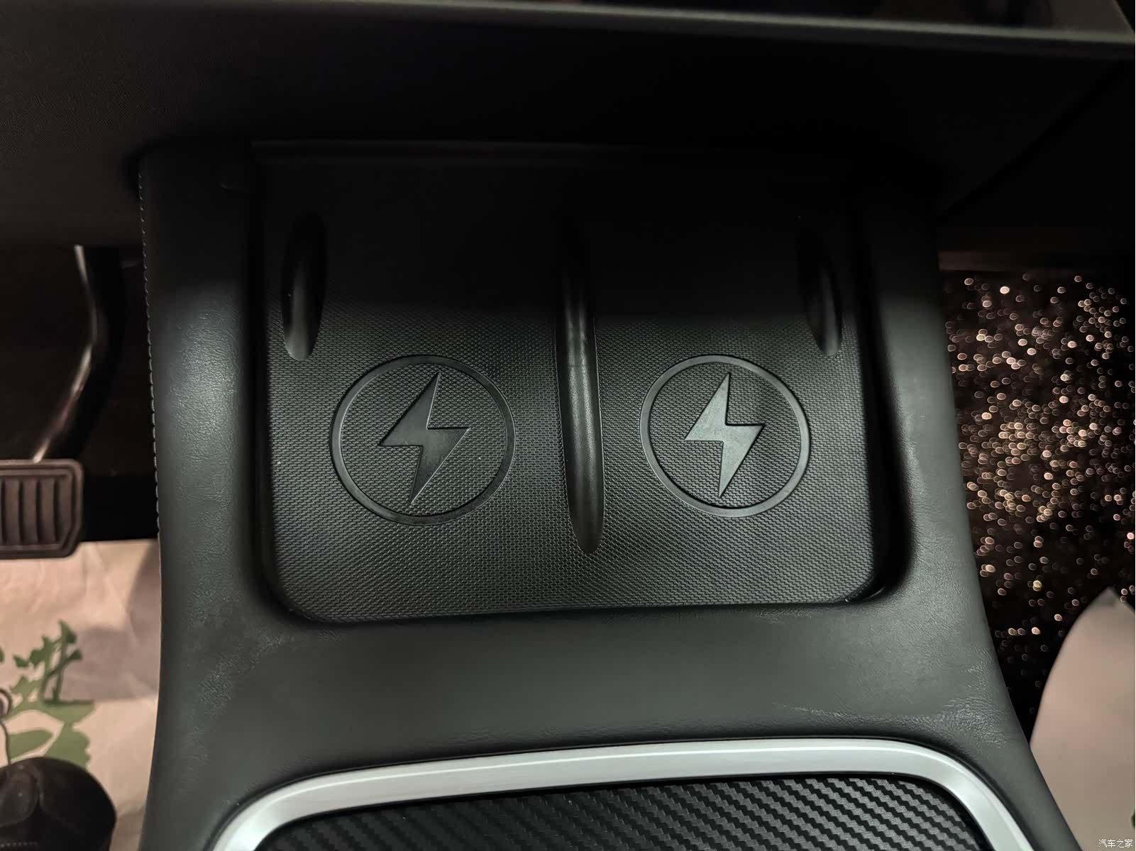 Tesla Model Y, 2023 15