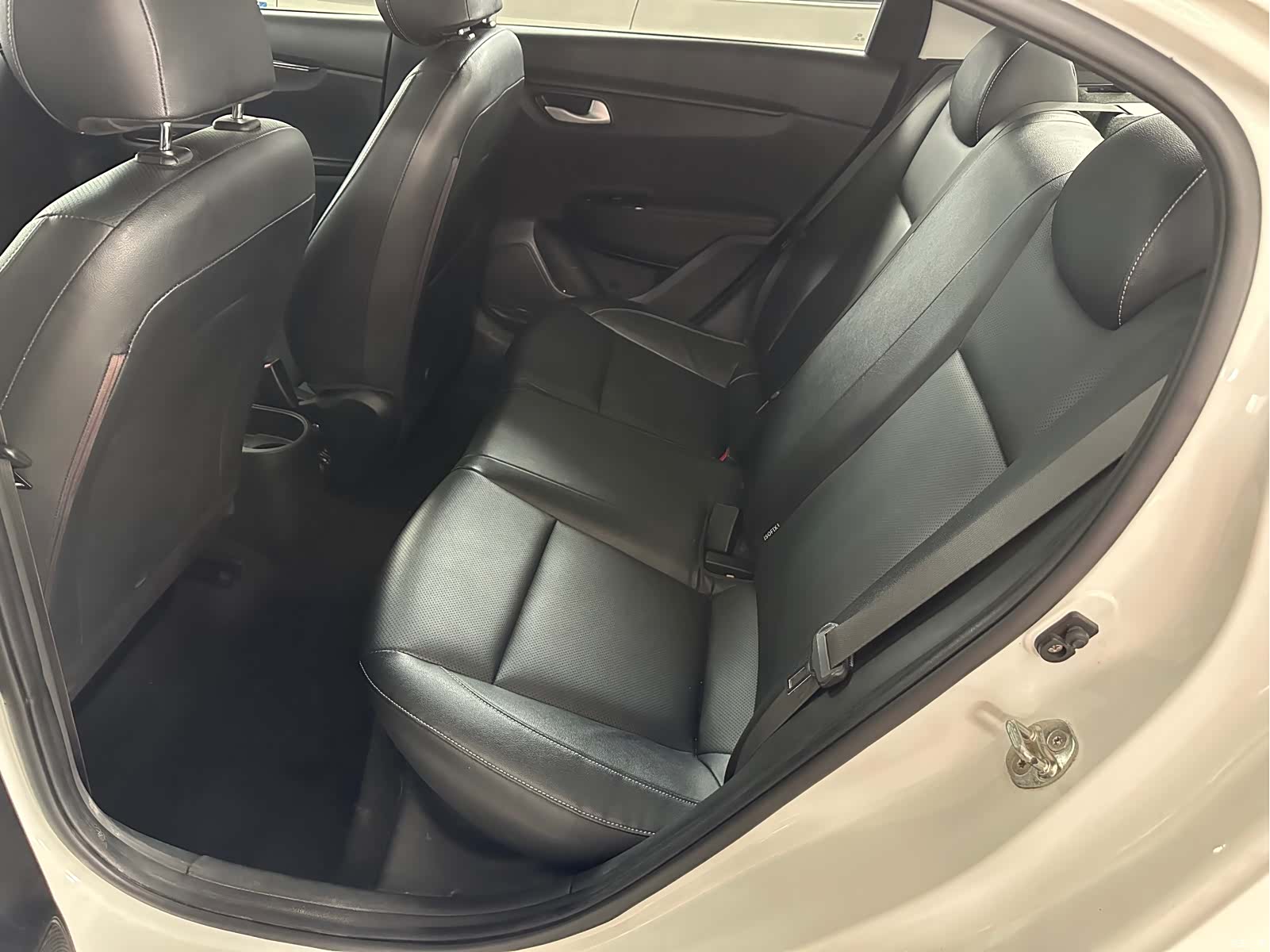 Kia K2, 2018 16