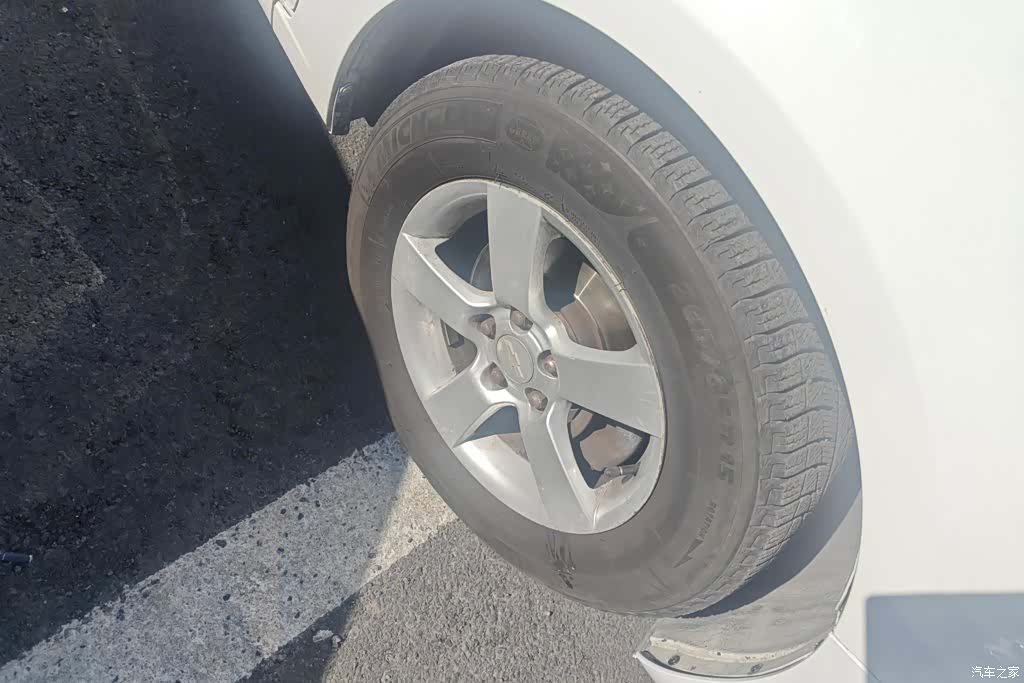 Chevrolet SL, 2015 6