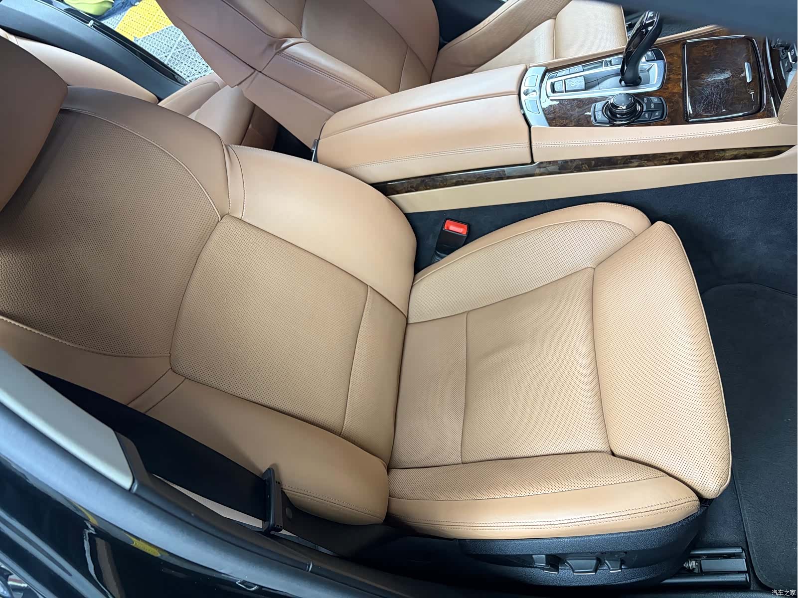 BMW 7 Series, 2011 17