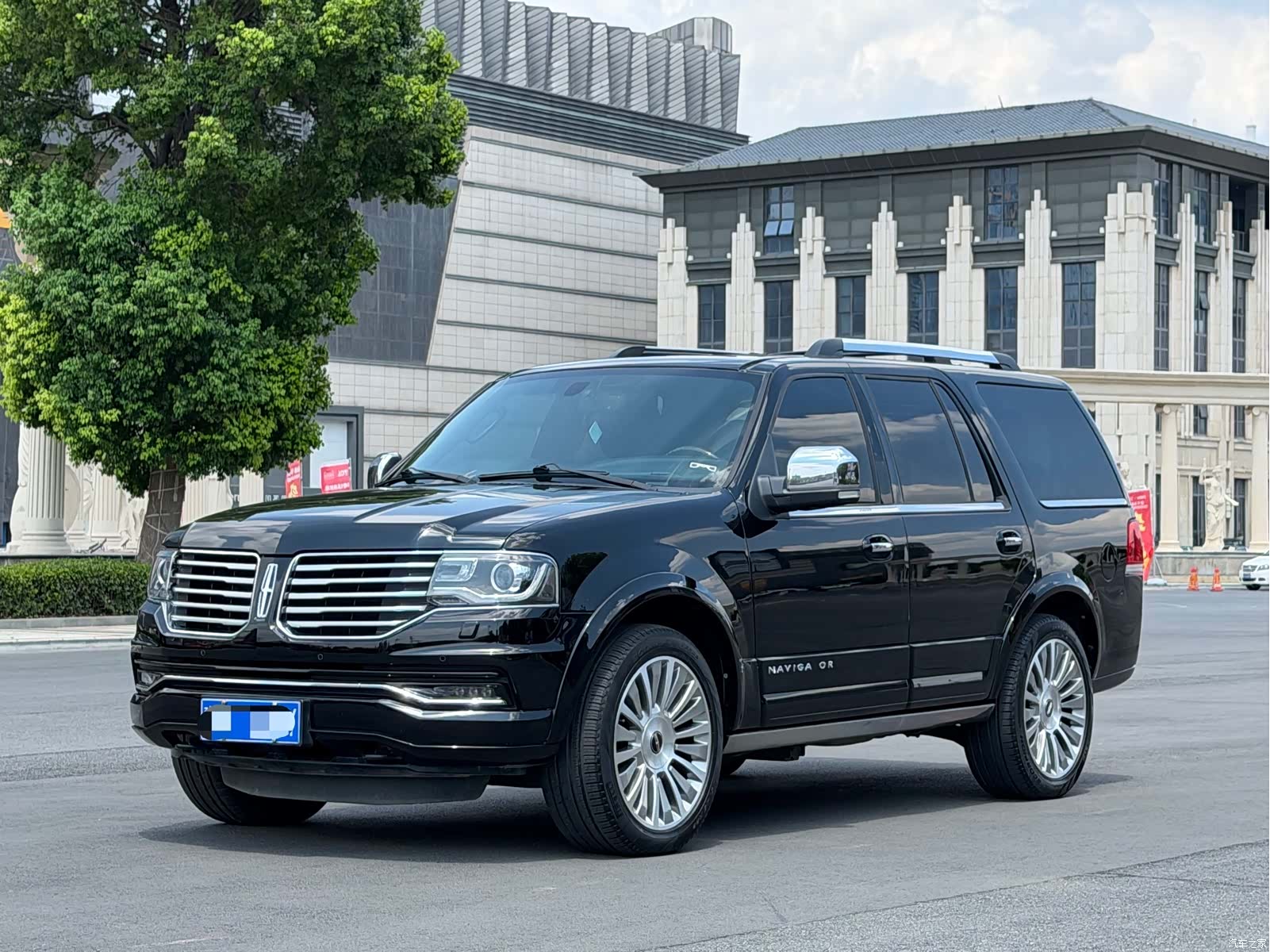 Lincoln Navigator
