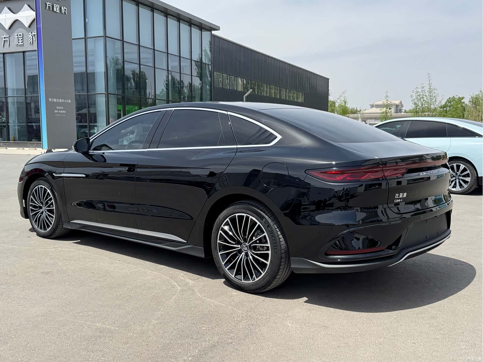 BYD Han, 2023 7