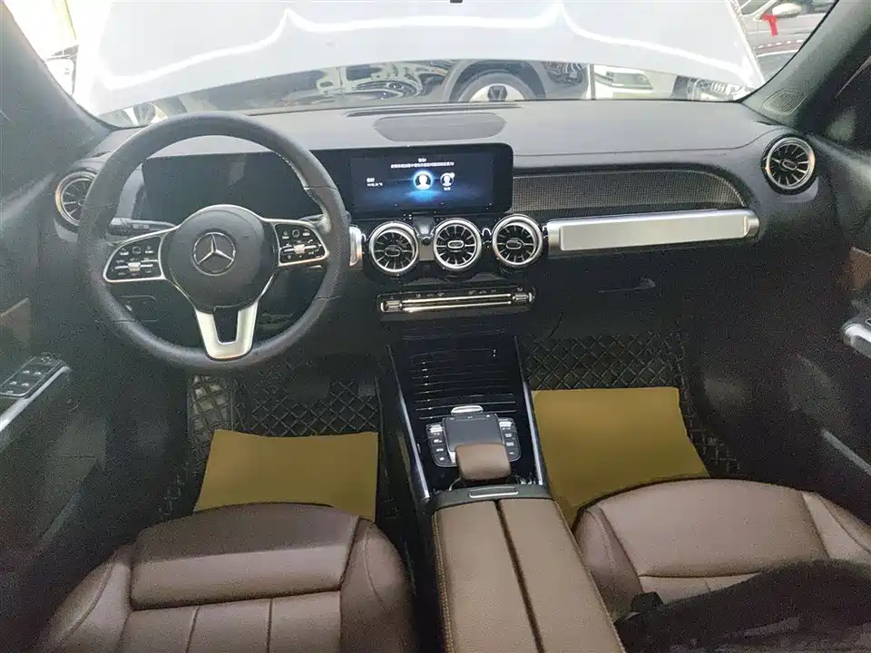 Mercedes-Benz GLB
