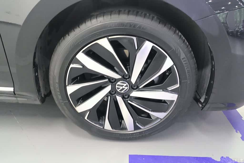 Volkswagen Passat, 2022 6