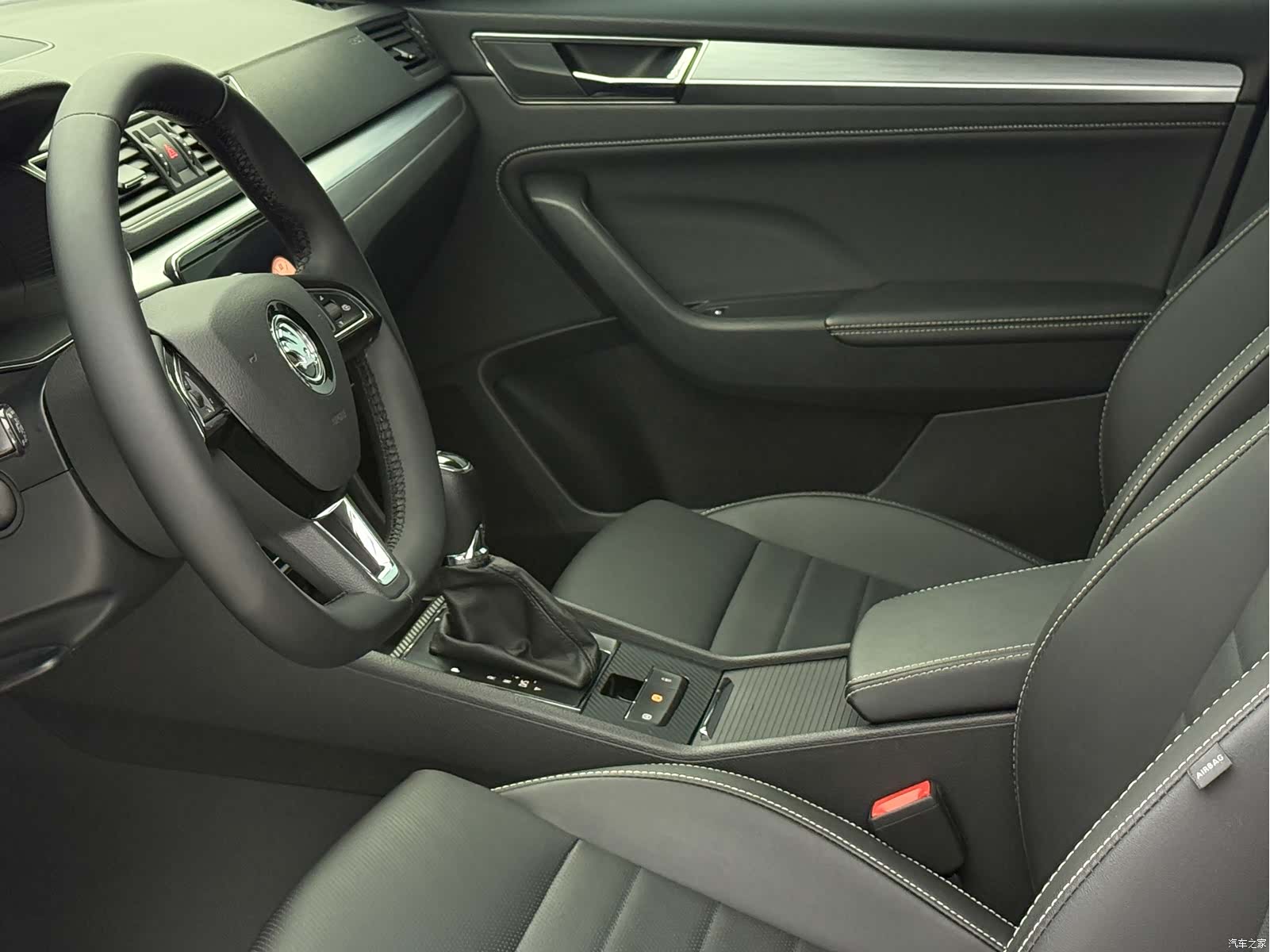 Skoda Superb, 2023 15