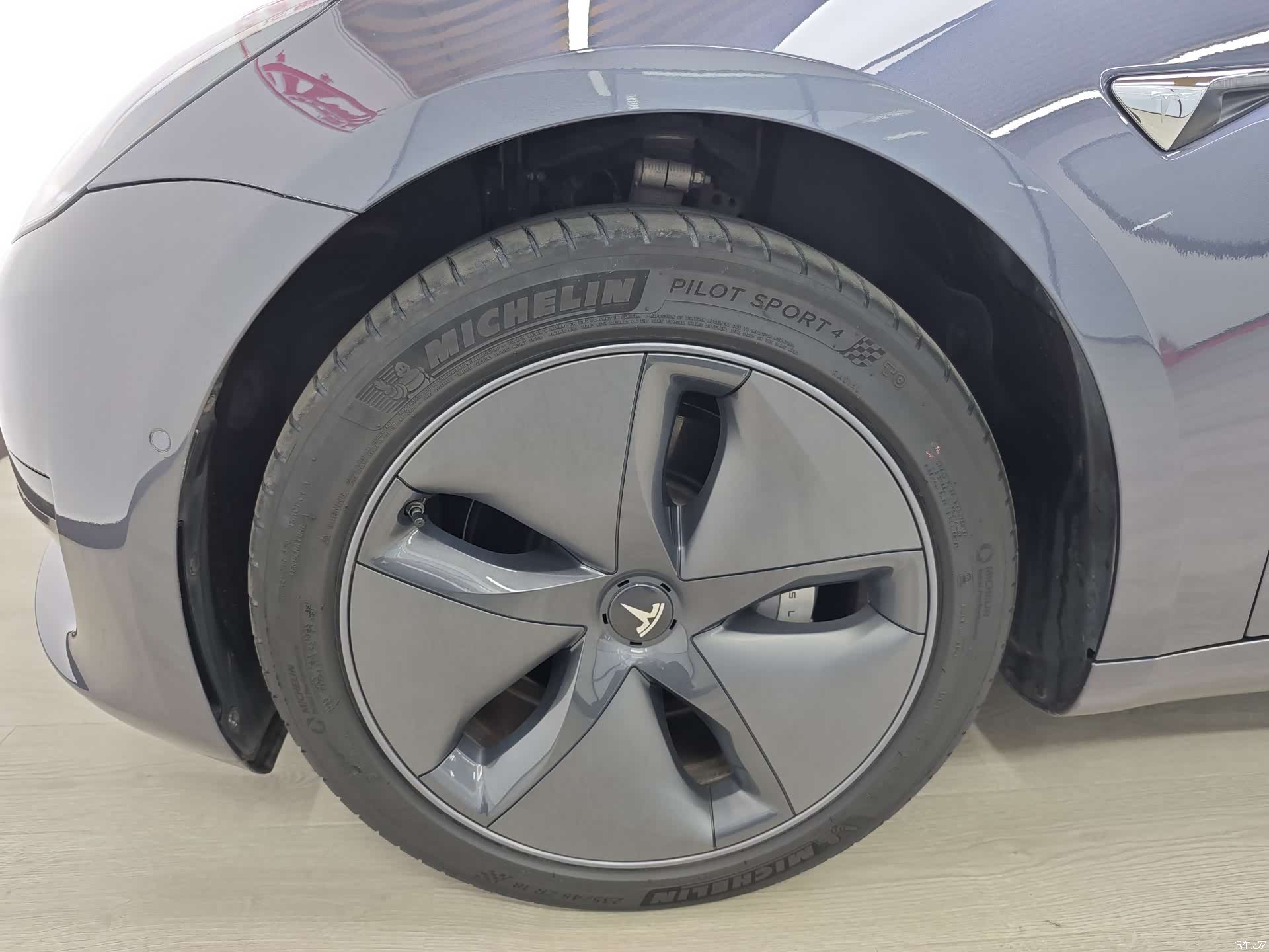 Tesla Model 3, 2020 51